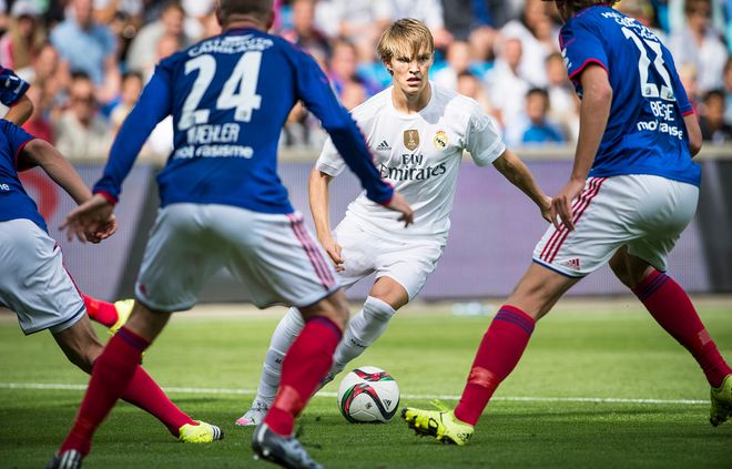 的动作相对 的动作相对